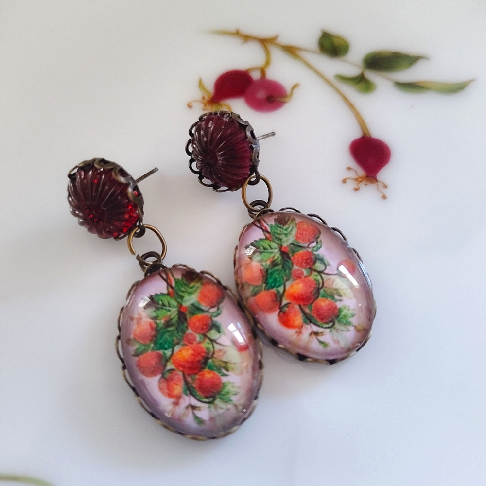 Vintage Cottagecore Design Strawberry Vintage Ruby Glass Cabochon Earrings New!